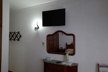پانسیون Residencial Das Trinas 2