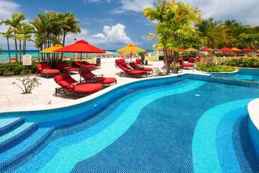 هتل O2 Beach Club & Spa All Inclusive By Ocean S