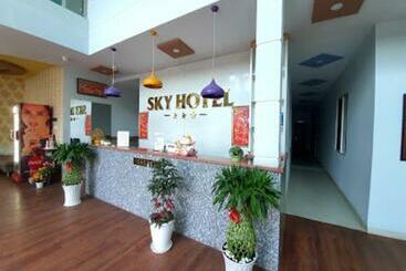 هتل Sky