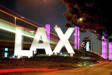 هتل Lax Stadium Inn