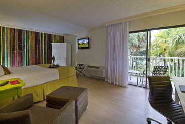 בית מלון כפרי Miami Lakes And Golf