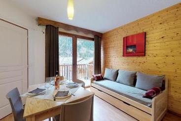 Le Hameau D Orelle Spa & Piscine  Appartments E
