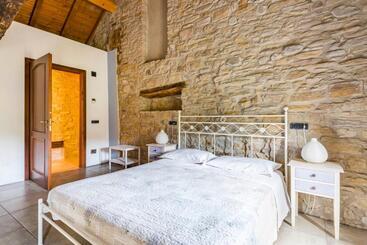 בית מלון כפרי Agriturismo Il Salice