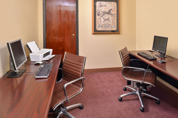 هتل Quality Inn Oklahoma City Airport