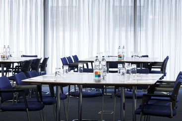 هتل Park Inn By Radisson Belfast