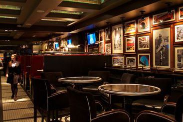 هتل Park Inn By Radisson Belfast
