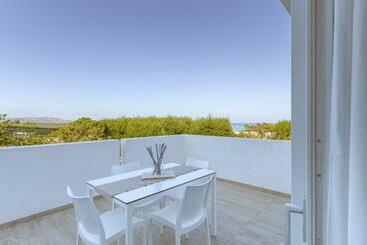Capo Falcone Beach Charming Apartments Stintino