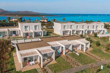 Capo Falcone Beach Charming Apartments Stintino
