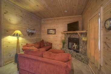 Sugar Creek Retreat Quaint Cabin In Blue Ridge