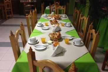 Apart Hotel Alem