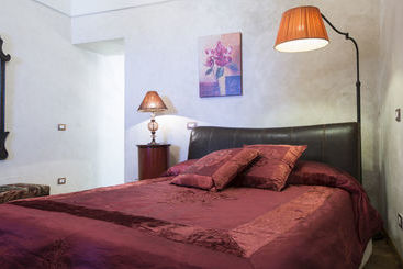 هتل Lubra Casa Relax