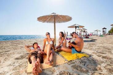בית מלון כפרי Park Plava Laguna