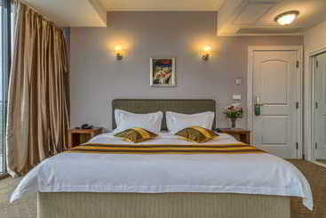 هتل Mirage Snagov  & Resort