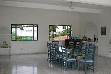 Villa Azul