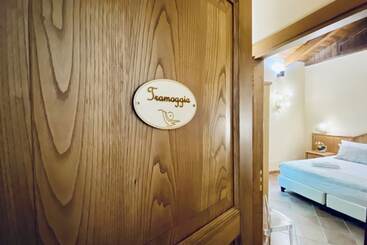 پانسیون Campagna Waterfalls View Suites