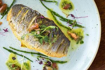 Burn How Garden Hotel   Bowness On Windermere