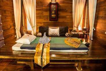 هتل Phowadol Resort And Spa
