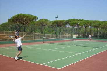 בית מלון כפרי Ria Plaza Resort