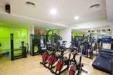 בית מלון כפרי Ria Plaza Resort