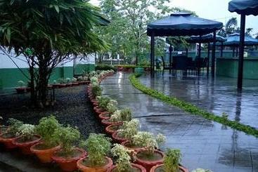 Отель Golaghat Gymkhana