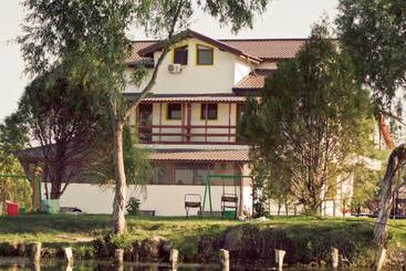 Pensiunea Califar