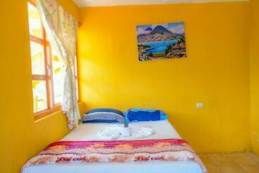 هاستل Villa Del Lago