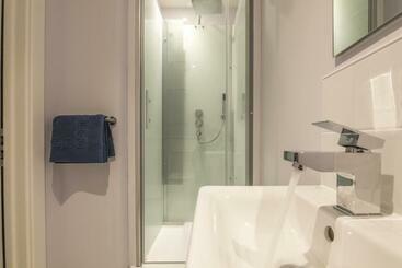 هتل No 5 Ocean Cabins   Saundersfoot Harbour   Saundersfoot
