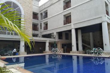 پانسیون Room In Lodge   Full Moon Hotel 2bd Apartment