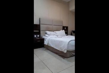 پانسیون Room In Lodge   Full Moon Hotel 2bd Apartment