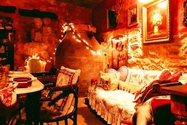 پانسیون Room In Lodge   Romantic Getaway To Cuenca The Fifth