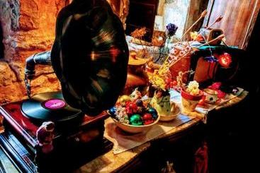 پانسیون Room In Lodge   Romantic Getaway To Cuenca The Fifth