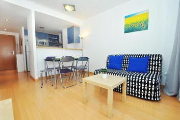Apartamentos Royal Marine