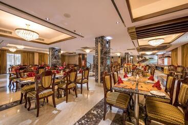 Grand Palace Hotel & Resorts Sylhet
