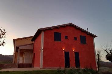 בית מלון כפרי Tenuta Grimaldi Wine Resort