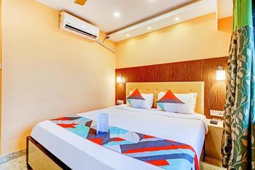 Отель Fabexpress Step Inn Nr Biswa Bangla Gate