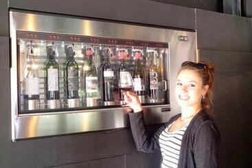 ベッドアンドブレックファースト Au Paradis Cathare