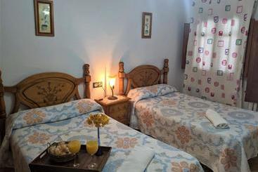 پانسیون Hostal Moraima