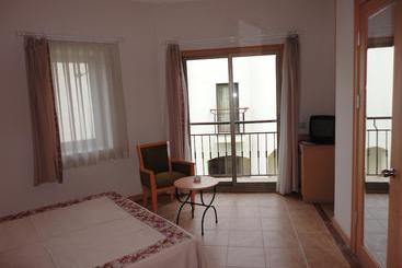 3s Beach Club Hotel