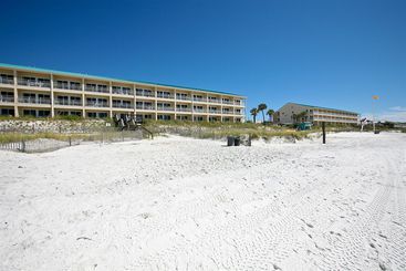 هتل Resortquest Rentals At Crystal Sands East & West