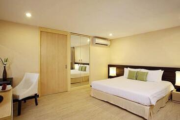 هتل Seaview Resort Khao Lak   Sha Plus