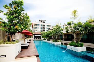 בית מלון כפרי Tara Mantra Chaam Resort