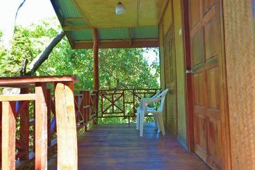 Lanta Marine Park View Resort