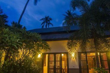 استراحتگاه Kirikayan Luxury Pool Villas & Suite