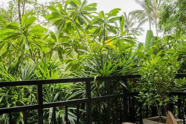استراحتگاه Kirikayan Luxury Pool Villas & Suite