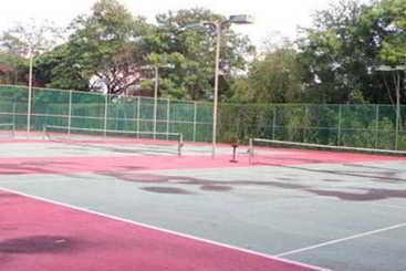 هتل Muaklek Health Spa & Resort