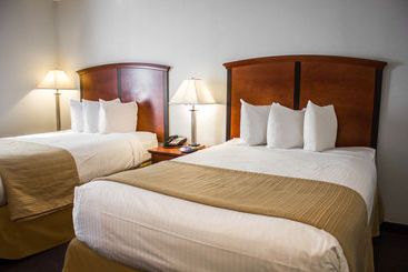 فندق Quality Inn Long Island City  Queensboro Bridge