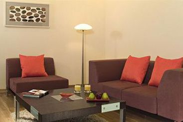 Galaxy Hotel - Shopping - Spa
