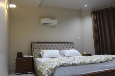تختخواب و صبحانه State Residency