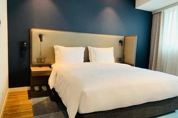 هتل Holiday Inn Express Chongqing Airport Zone, An Ihg