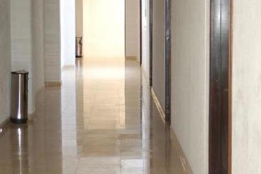 Premier Hotel Suites